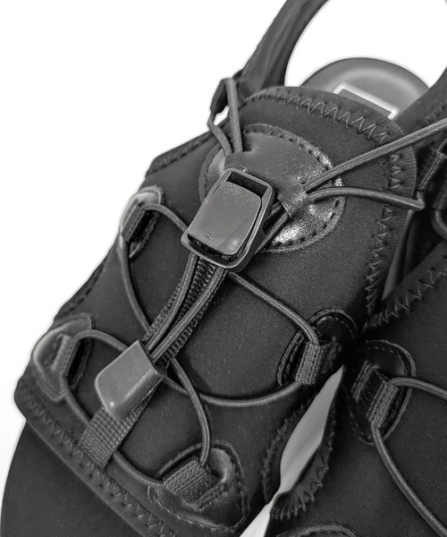 SOROTTO(ソロット)の「5.0cmヒール スカンジナビアンフォレスト スポーティーエアサンダル(サンダル・レディース・ブラック/カーキ・M/S/LL/L)」の20枚目の写真