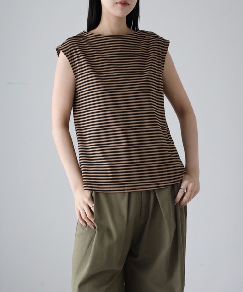 model164cm. 着用サイズ：FREE