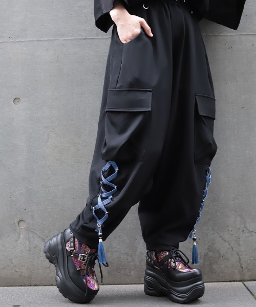 REZEN(リゼン)の「レースアップ×タッセルパンツ(その他パンツ・メンズ・ローズ/ブルーパープル/レッドパープル・MEDIUM/LARGE/SMALL)」の6枚目の写真