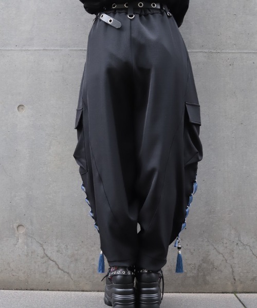 REZEN(リゼン)の「レースアップ×タッセルパンツ(その他パンツ・メンズ・ローズ/ブルーパープル/レッドパープル・MEDIUM/LARGE/SMALL)」の9枚目の写真