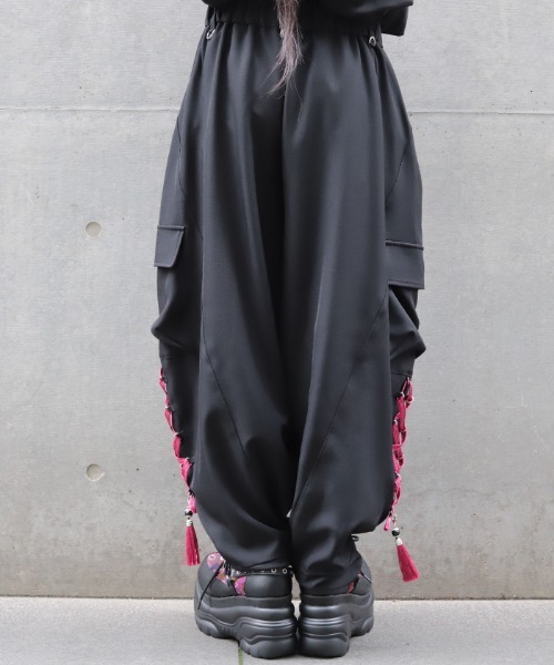 REZEN(リゼン)の「レースアップ×タッセルパンツ(その他パンツ・メンズ・ローズ/ブルーパープル/レッドパープル・MEDIUM/LARGE/SMALL)」の13枚目の写真