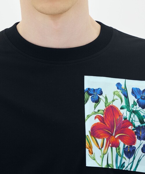 caban(キャバン)の「スビンコットン TULIP BLOOMTシャツ(Tシャツ/カットソー・メンズ・ホワイト系その他/ブラック系その他・S/M/L)」の7枚目の写真