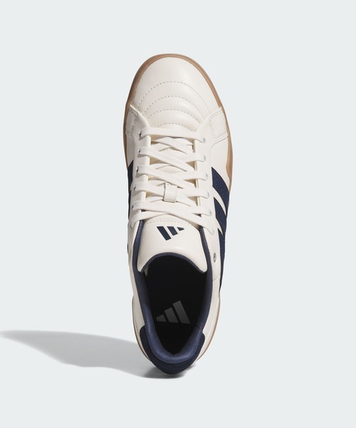 adidas（アディダス）の「レトロクロス GRIPMORE スパイクレス ゴルフ / RETROCROSS GRIPMORE SPIKELESS GOLF【adidas Golf/アディダスゴルフ】（スニーカー・メンズ・ホワイト×ブルー・24.5cm/25.5cm/26.5cm/27.5cm/28.5cm/25.0cm/26.0cm/27.0cm/28.0cm/29.0cm）」の4枚目の写真