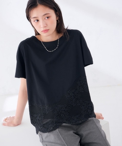 a.v.v（アーヴェヴェ）の「ウェーブレースヘムTシャツ（Tシャツ/カットソー・レディース・ブラウン/ブラック/ホワイト・39）」の3枚目の写真