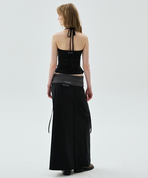 Mardi Mercredi(マルディメクルディ)の「TOP HALTER NECK TIE DETAIL / トップ ホルター ネック タイ ディテール(キャミソール・レディース・ブラック/グレー・FREE)」の14枚目の写真