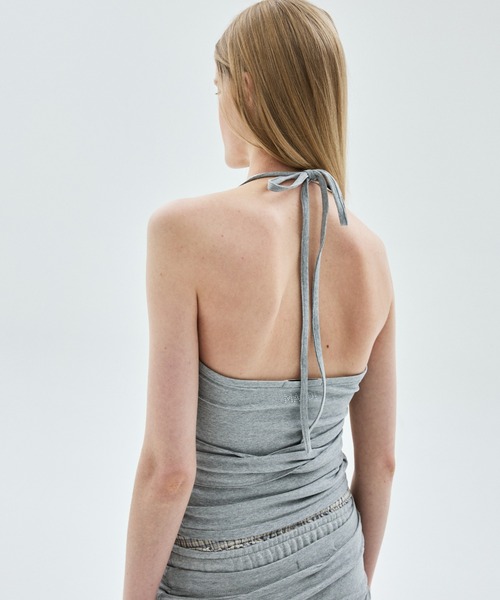 Mardi Mercredi(マルディメクルディ)の「TOP HALTER NECK TIE DETAIL / トップ ホルター ネック タイ ディテール(キャミソール・レディース・ブラック/グレー・FREE)」の19枚目の写真