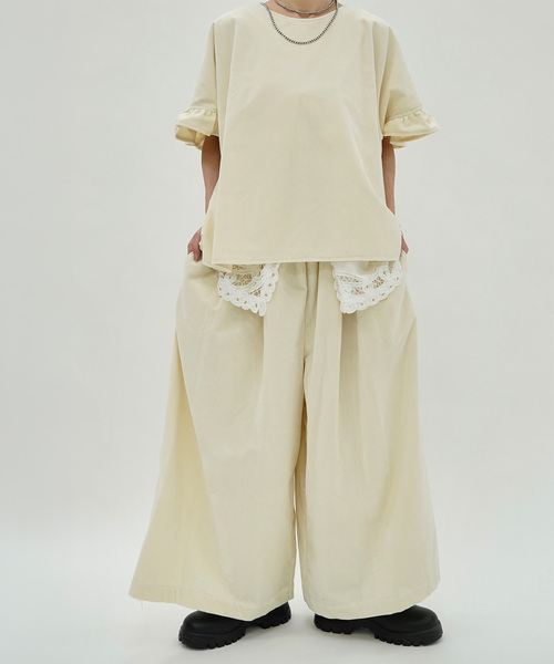 JOURNAL STANDARD LUXE(ジャーナルスタンダード ラックス)の「ベロア tuck easy wideパンツ(その他パンツ・レディース・ホワイト×ホワイト・FREE)」の2枚目の写真