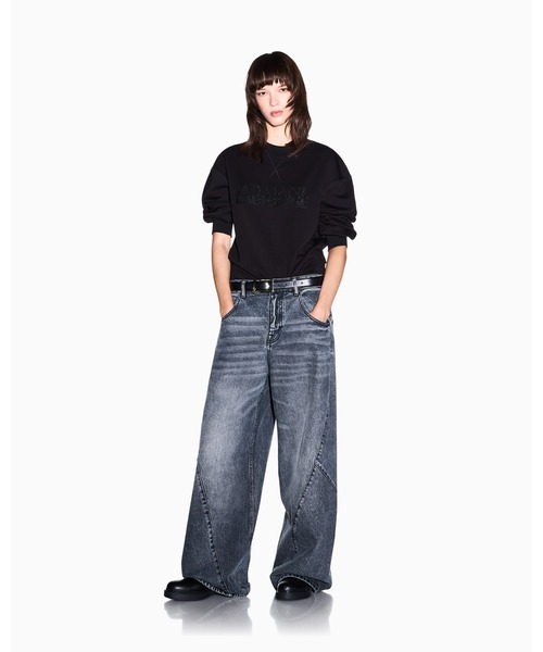 ARMANI EXCHANGE(アルマーニエクスチェンジ)の「【A|X アルマーニ エクスチェンジ】スパンコールロゴ クルーネックスウェットプルオーバー(スウェット・レディース・ブラック/ホワイト・LARGE/MEDIUM/SMALL/X-LARGE/X-SMALL)」の6枚目の写真