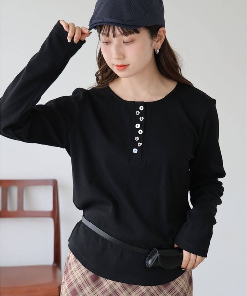 tiptop(ティップトップ)の「【WEB限定アイテム】テレコ多釦ヘンリーT(Tシャツ/カットソー・レディース・ブラック/オフホワイト・FREE)」の17枚目の写真