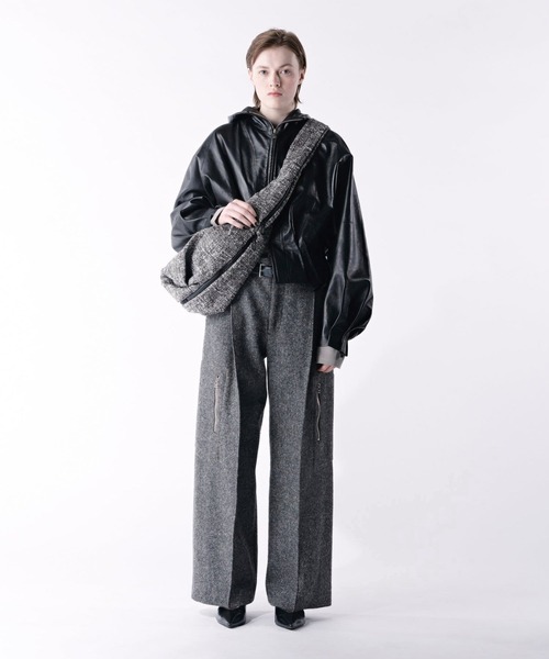 Cote&Ciel（コートエシエル）の「【cote&ciel/コートエシエル】 Hyco S Tweed Black & Cream / ショルダーバッグ（ショルダーバッグ・メンズ・グレー×ホワイト・FREE）」の5枚目の写真