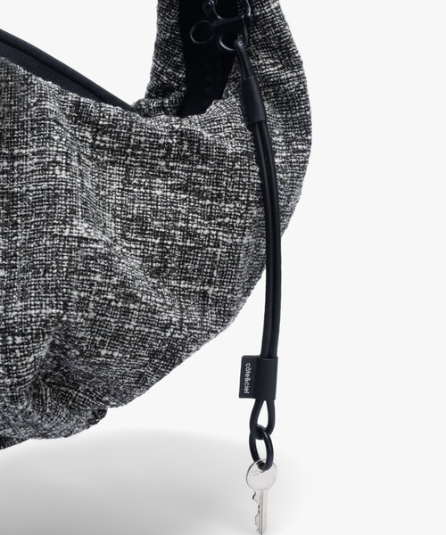 Cote&Ciel（コートエシエル）の「【cote&ciel/コートエシエル】 Hyco S Tweed Black & Cream / ショルダーバッグ（ショルダーバッグ・メンズ・グレー×ホワイト・FREE）」の8枚目の写真