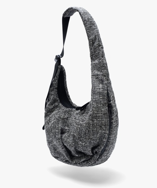 Cote&Ciel（コートエシエル）の「【cote&ciel/コートエシエル】 Hyco S Tweed Black & Cream / ショルダーバッグ（ショルダーバッグ・メンズ・グレー×ホワイト・FREE）」の10枚目の写真