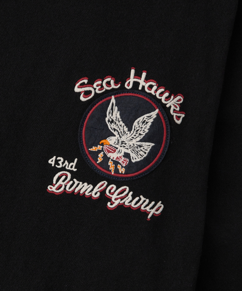 OUTSTANDING(アウトスタンディング)の「MIL SERIES LONG SLEEVE(BOMB GROUP)_BLACK(Tシャツ/カットソー・メンズ・その他・X-LARGE/MEDIUM/LARGE)」の4枚目の写真