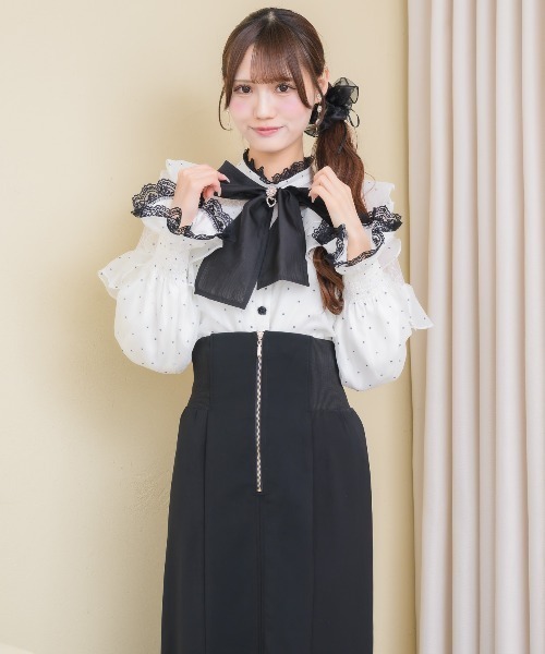 couture BY ROJITA(クチュールバイロジータ)の「ラッフルシアー長袖ブラウス(シャツ/ブラウス・レディース・ピンク/マルチ/ブラック/ホワイト・FREE)」の15枚目の写真