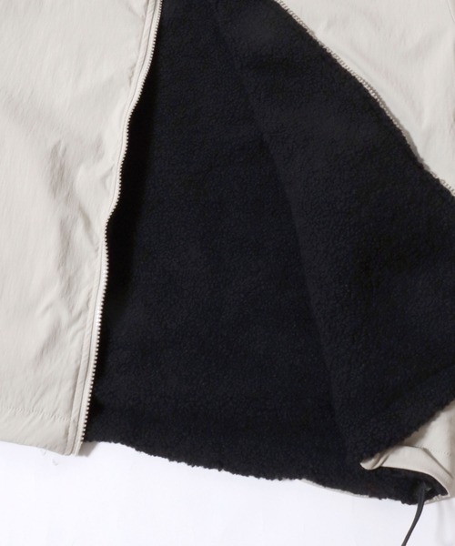 SITRY（シトリー）の「Reversible Blouson/2WAY リバーシブル ナイロン×ボアフリース オーバーサイズ ワンポイント刺繍 ナイロンジャケット ボアフリースジャケット ブルゾン（ブルゾン・メンズ・グレイッシュベージュ/ブラック/ネイビー・L/M）」の19枚目の写真