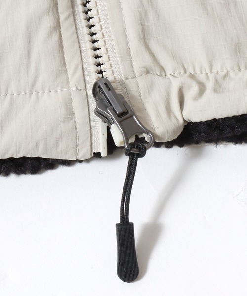 SITRY（シトリー）の「Reversible Blouson/2WAY リバーシブル ナイロン×ボアフリース オーバーサイズ ワンポイント刺繍 ナイロンジャケット ボアフリースジャケット ブルゾン（ブルゾン・メンズ・グレイッシュベージュ/ブラック/ネイビー・L/M）」の16枚目の写真