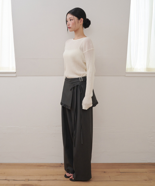 OPENING SUNSHINE(オープニングサンシャイン)の「ツータック バックルポイント レイヤード スラックス チャコール(スラックス・レディース・チャコール・SMALL/MEDIUM)」の3枚目の写真
