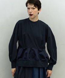 裾デザイントップス