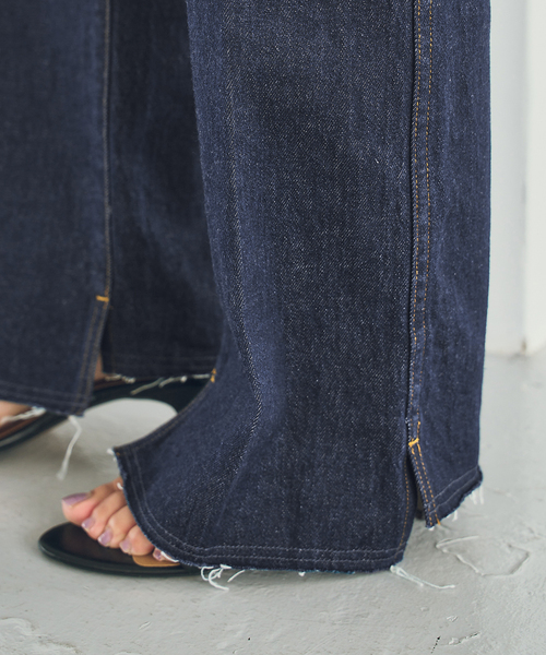 Spick & Span（スピックアンドスパン）の「《40周年 / 》5 1/2 40th BEAUTY-LINE DENIM（デニムパンツ・レディース・ネイビー・27/29/28）」の4枚目の写真