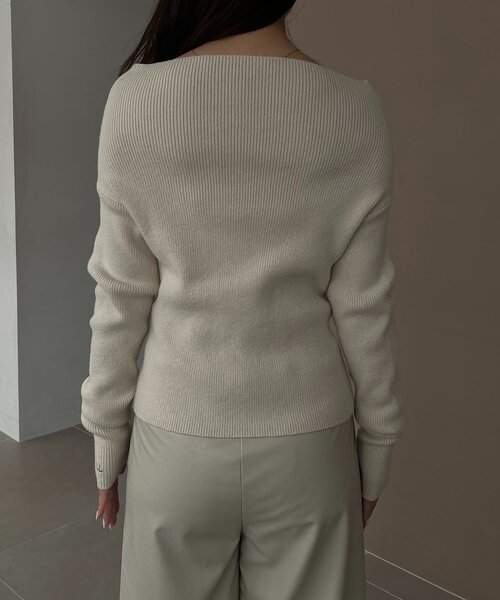 CAPRICIEUX LE'MAGE(カプリシューレマージュ)の「〈C.L〉ボートネックニット(ニット/セーター・レディース・ブラック/ホワイト系その他/ブラウン・FREE)」の16枚目の写真