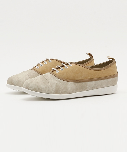 Noubel Voug Relax（ヌーベルヴォーグリラックス）の「Noubel Voug Relax(ヌーベル　ヴォーグ　リラックス)/生活防水　レースアップ調フラットスニーカーパンプス（レインシューズ・レディース・アイボリー/ブラック/ネイビー・S/M/LL/L）」の3枚目の写真