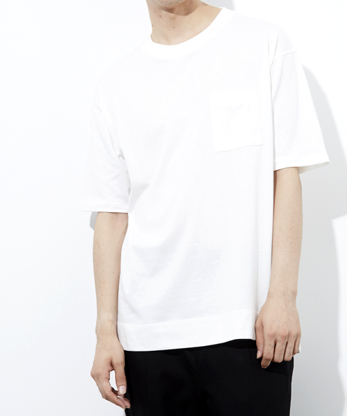 STUDIOUS（ステュディオス）の「【STUDIOUS】オーバーサイズポケットTEE（Tシャツ/カットソー・メンズ・ブラック/カーキ/ベージュ/ホワイト/ネイビー/バーガンディー・1/2）」の2枚目の写真