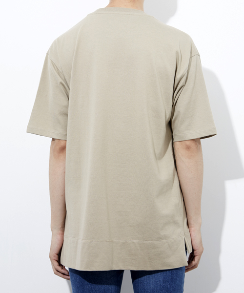 STUDIOUS（ステュディオス）の「【STUDIOUS】オーバーサイズポケットTEE（Tシャツ/カットソー・メンズ・ブラック/カーキ/ベージュ/ホワイト/ネイビー/バーガンディー・1/2）」の17枚目の写真