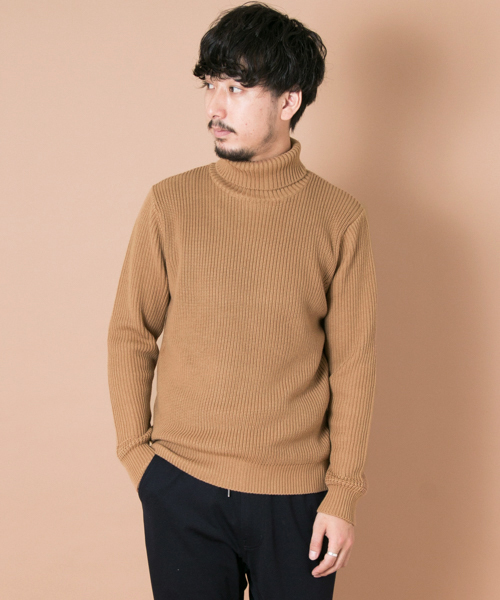URBAN RESEARCH（アーバンリサーチ）の「UR A/C 片畦タートルネック（ニット/セーター・メンズ・ベージュ/ホワイト/ブラック/カーキ/グレー/ブラウン・LARGE/MEDIUM）」の6枚目の写真