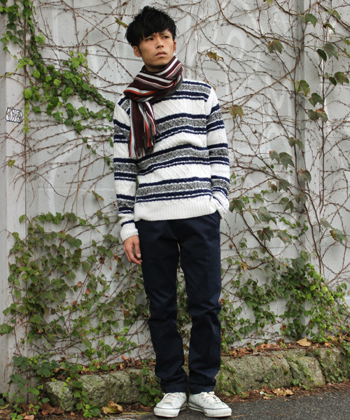 MEN'S BIGI（メンズビギ）の「アラン柄クルーネックニット/無地＆ボーダー（ニット/セーター・メンズ・グレー系その他/ホワイト系その他/グレー/ホワイト/ボルドー・S/M/L）」の3枚目の写真