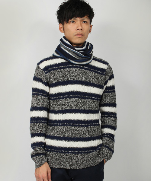 MEN'S BIGI（メンズビギ）の「アラン柄クルーネックニット/無地＆ボーダー（ニット/セーター・メンズ・グレー系その他/ホワイト系その他/グレー/ホワイト/ボルドー・S/M/L）」の4枚目の写真