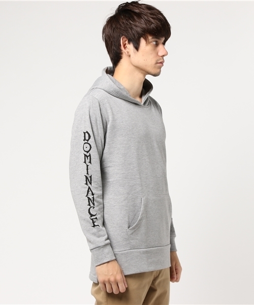 VENCEEXCHANGE（ヴァンスエクスチェンジ）の「【BITTER 1月号 掲載商品】裏毛袖プリントパーカープルオーバー              （パーカー・メンズ・グレー/ブラック・MEDIUM/LARGE）」の3枚目の写真