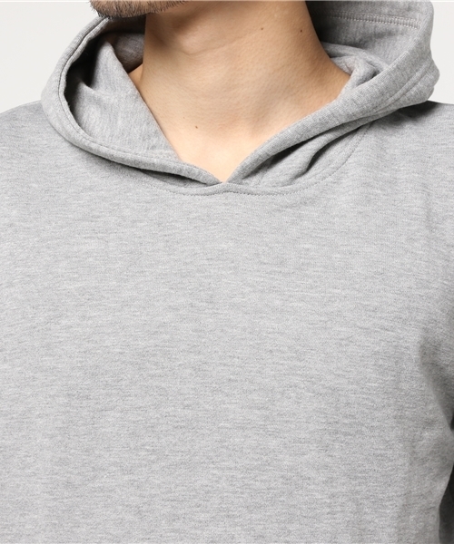 VENCEEXCHANGE（ヴァンスエクスチェンジ）の「【BITTER 1月号 掲載商品】裏毛袖プリントパーカープルオーバー              （パーカー・メンズ・グレー/ブラック・MEDIUM/LARGE）」の5枚目の写真