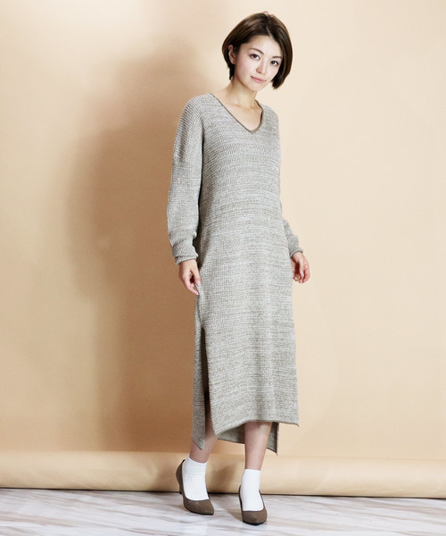 salle de bal（サルデバル）の「ビーガンレザー ポインテッドパンプス（パンプス・レディース・ブラック/グレイッシュベージュ・L/M/S）」の14枚目の写真