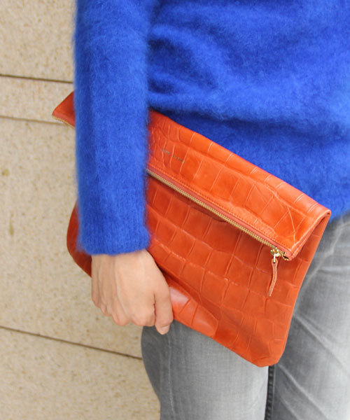 UNITED ARROWS（ユナイテッドアローズ）の「＜BARDOT ROSE(バルドロゼ＞ ジェントルクロコ BIG クラッチ† ◆¨（クラッチバッグ・レディース・ホワイト/ブラック/ベージュ/ピンク/イエロー/ロイヤルブルー/グレー/オレンジ/ネイビー/その他1/コバルトブルー/オフホワイト/ダークグレー/ワインレッド/その他2/ゴールド/その他3/その他4/その他5・フリー）」の14枚目の写真