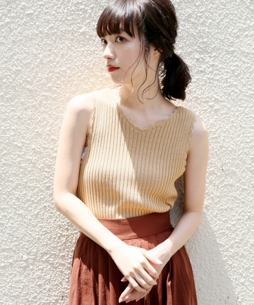 LOWRYS FARM(ローリーズファーム)の「9Gリブタンク 803216(タンクトップ・レディース・ブラック/ベージュ/バーガンディー・MEDIUM/LARGE)」の3枚目の写真