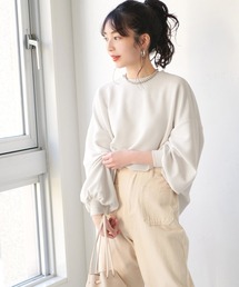＼新色追加／エンボス加工バルーン袖トップス