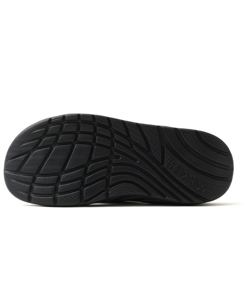 HOKA(ホカ)の「HOKA ORA RECOVERY FLIP (Black/Dark Gull Gray)(サンダル・メンズ・ブラック・26.0cm/27.0cm/28.0cm/29.0cm/25.0cm)」の6枚目の写真