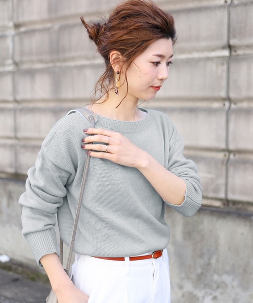 reca（レカ）の「ボートネックゆったりニット（ニット/セーター・レディース・ライトブルー/オフホワイト/ライトパープル/ライトピンク/ベージュ・FREE）」の4枚目の写真