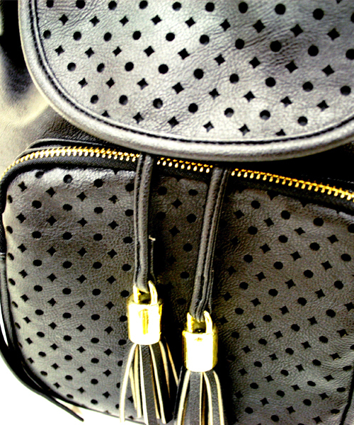 one after another NICE CLAUP（ワンアフターアナザーナイスクラップ）の「【ナイスクラップ】かわいいリュック（バックパック/リュック・レディース・アイボリー/ブラック/ブルー・FREE）」の7枚目の写真