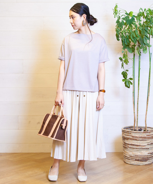 B.I.D.(ビーアイディー)の「BID / Accordion Color Pants(その他パンツ・レディース・カーキ/ベージュ/アイボリー/グレー/ブラック/マスタード・FREE)」の2枚目の写真