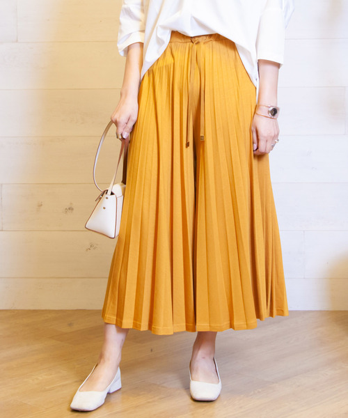 B.I.D.(ビーアイディー)の「BID / Accordion Color Pants(その他パンツ・レディース・カーキ/ベージュ/アイボリー/グレー/ブラック/マスタード・FREE)」の6枚目の写真