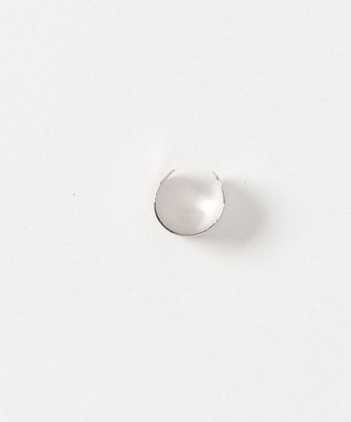 Fun & Daily(ファンアンドデイリー)の「F&D : ワイドイヤーカフ(イヤーカフ・レディース・ブラック/シルバー/ゴールド・FREE)」の6枚目の写真