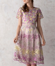 Rose Tiara�i���[�Y�e�B�A���j�́u�`���[���h�J�t�B�b�g&�t���A�����s�[�X�i�h���X�j�v