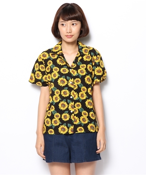 WEGO（ウィゴー）の「WEGO/ヒマワリ柄半袖シャツ（シャツ/ブラウス・レディース・オフホワイト/ブラック・FREE）」の3枚目の写真