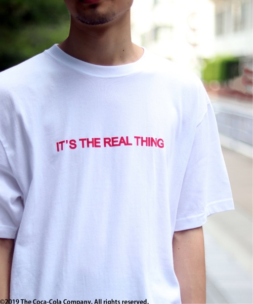 417 EDIFICE(フォーワンセブンエディフィス)の「COCA-COLA / BACK PRINT PHOTO T-SH(Tシャツ/カットソー・メンズ・ホワイト/ブラック・SMALL/MEDIUM/LARGE/X-LARGE)」の7枚目の写真