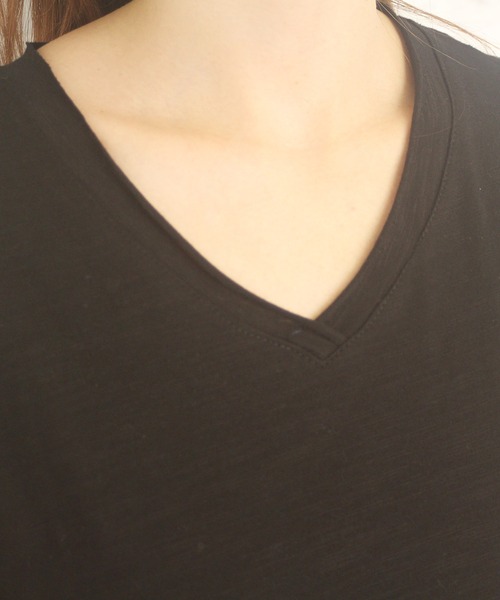 Amulet(アミュレット)の「シンプルVネックTシャツ(Tシャツ/カットソー・レディース・ワインレッド/ホワイト/ブラック/ピンク・XL/M/L)」の16枚目の写真