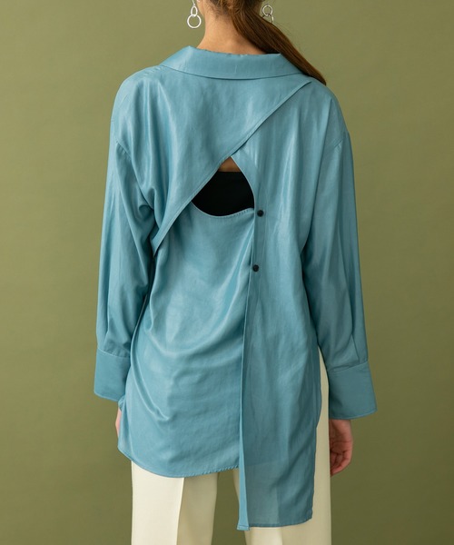 UNITED TOKYO（ユナイテッドトウキョウ）の「エアフローバックデザインシャツ（シャツ/ブラウス・レディース・ブラック/ブルー/アイボリー・0）」の11枚目の写真