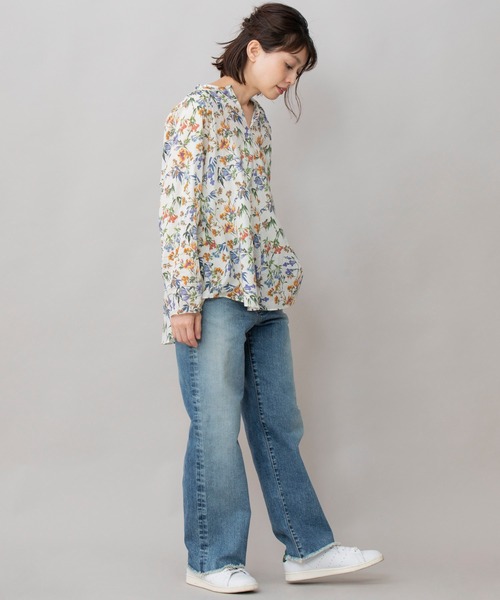 Munich（ミューニック）の「フレンチフラワープリントローン　シャーリングブラウス（シャツ/ブラウス・レディース・ネイビー/アイボリー・FREE）」の7枚目の写真