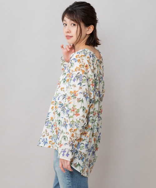 Munich（ミューニック）の「フレンチフラワープリントローン　シャーリングブラウス（シャツ/ブラウス・レディース・ネイビー/アイボリー・FREE）」の21枚目の写真