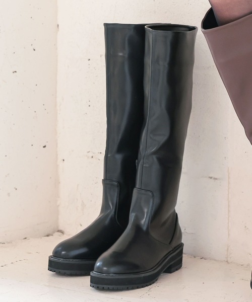 KOBE LETTUCE（コウベレタス）の「タンクソールロングブーツ（ブーツ・レディース・ブラック/ダークブラウン/ブラック系その他・LL/S/M/L）」の2枚目の写真
